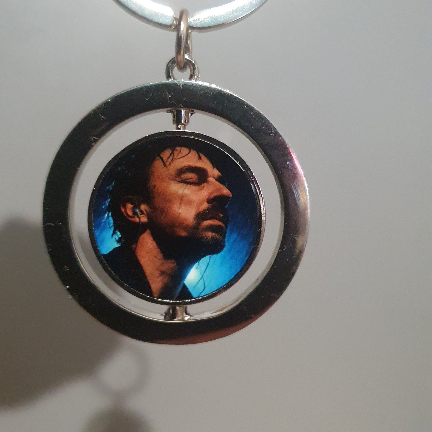 Profil du porte-clés rotatif finition argentée brillante