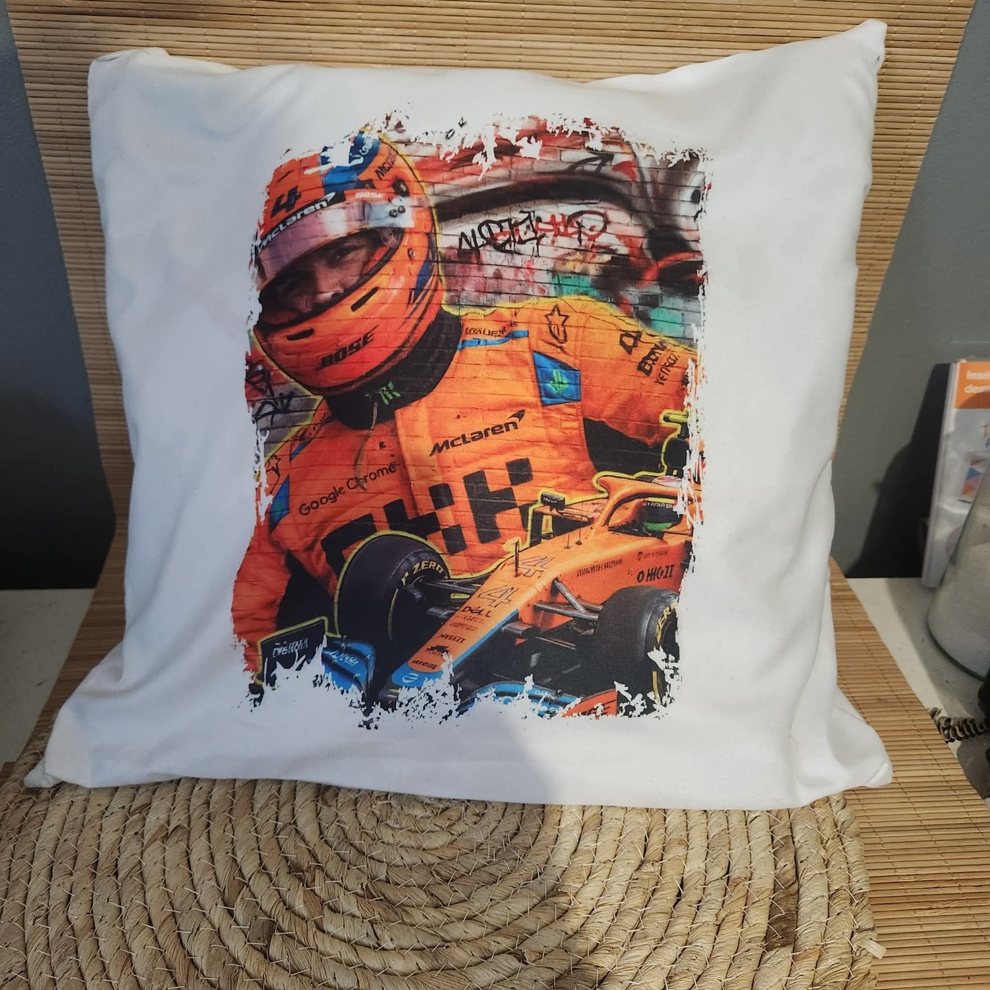 Housse de coussin blanche personnalisée avec photo de chien effet fondu