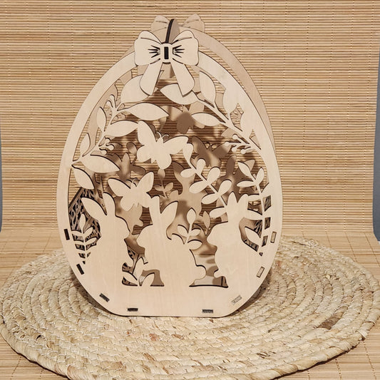 Panier de Pâques en bois forme œuf découpe laser lapins et papillons