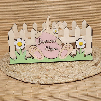 Grand panier Pâques en bois décor barrière herbe et œuf rose Joyeuses Pâques