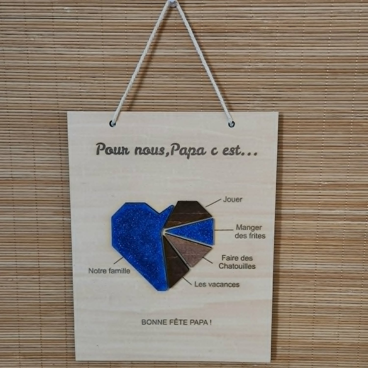 Plaque en bois suspendue cadeau papa avec cœur en relief bleu pailleté